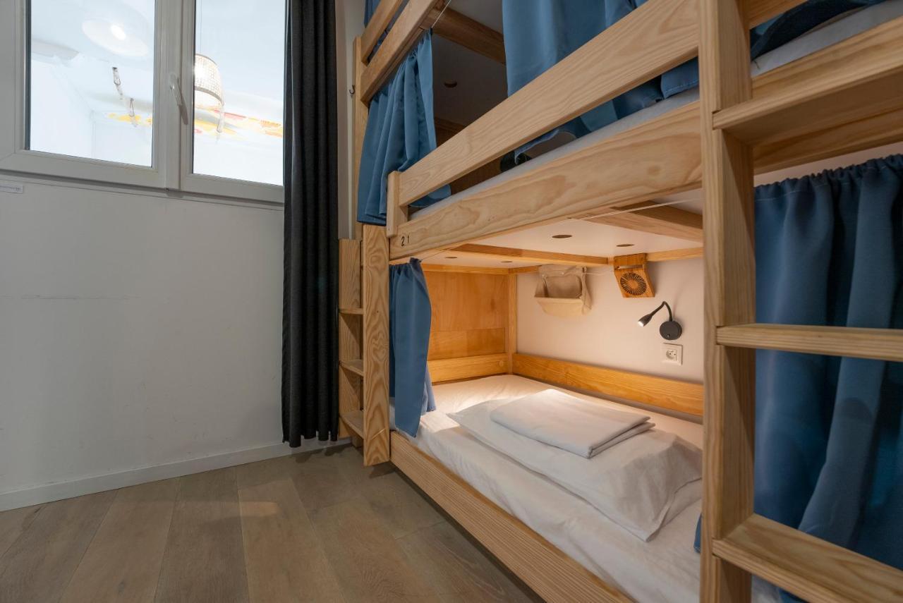 Garden - Utopy Hostel Biarritz Kültér fotó