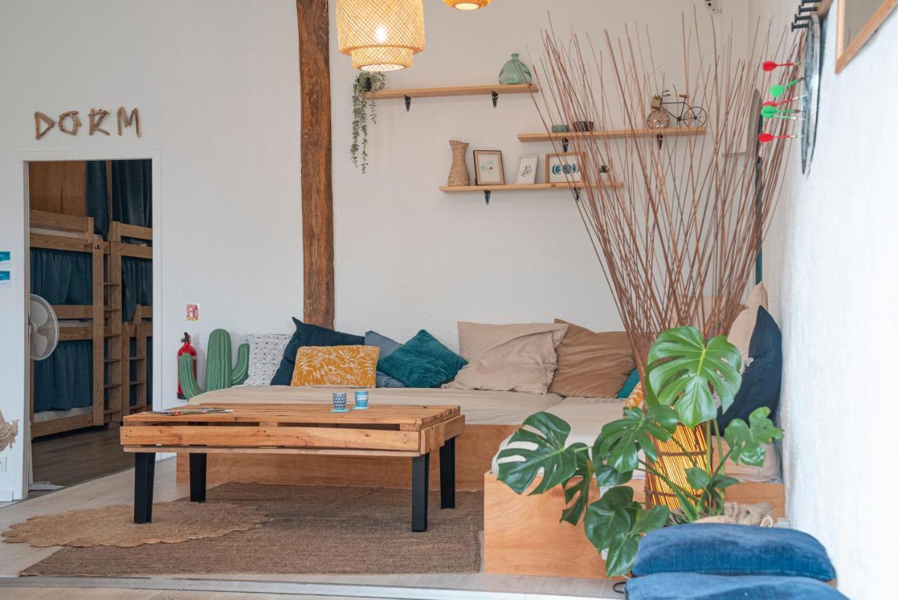 Garden - Utopy Hostel Biarritz Kültér fotó